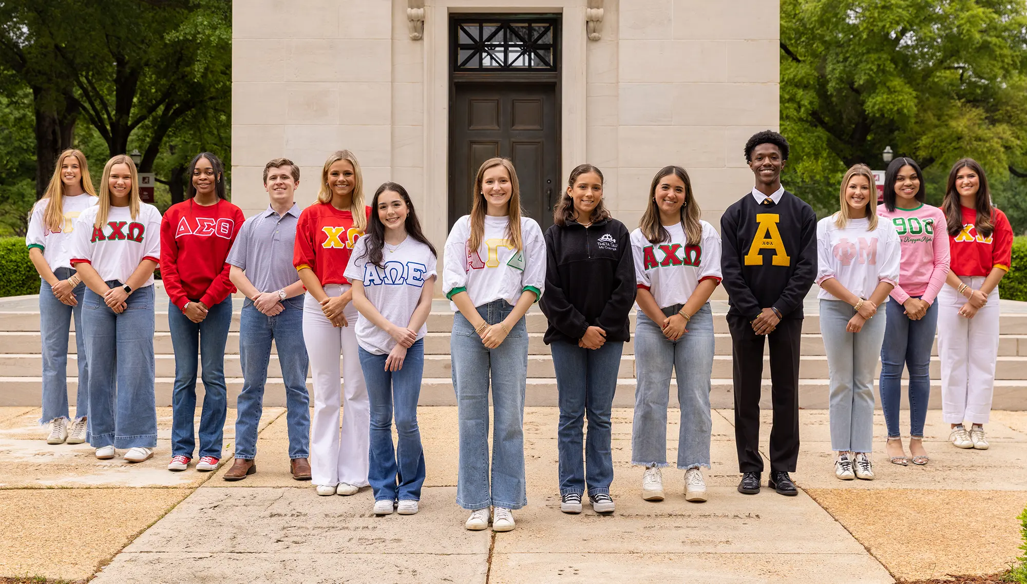 Students in front of Denny Chimes