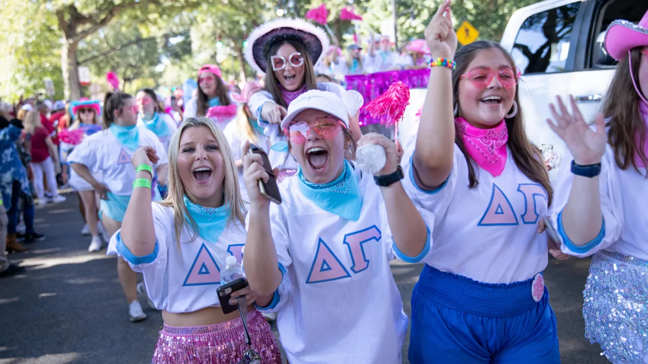 Members of Delta Gamma at the Homecoming Parade